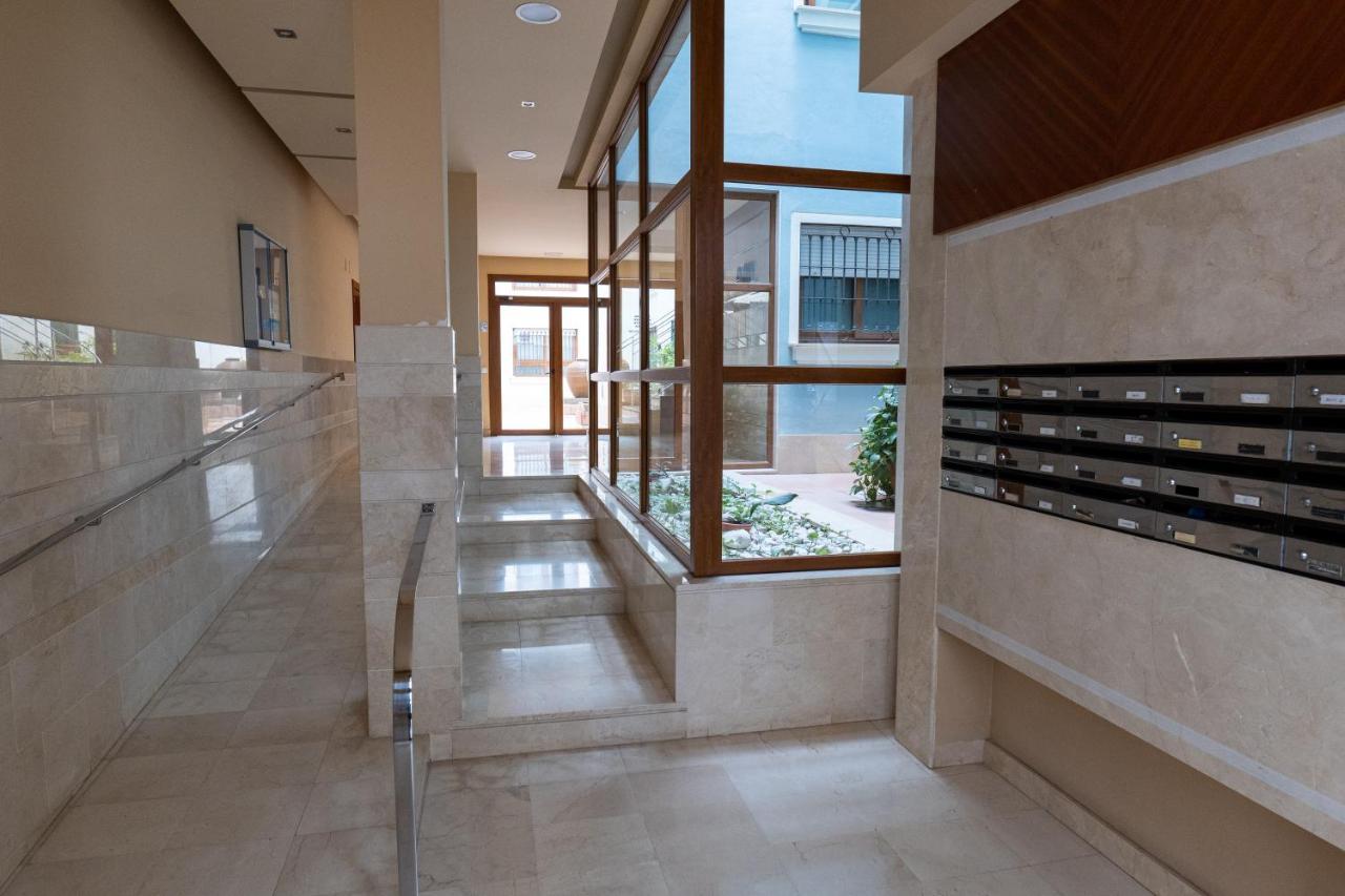 Estudio Centrico Agua Gibralfaro Con Piscina Appartamento